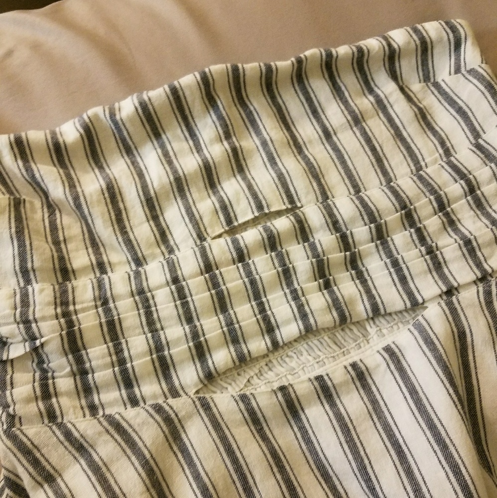 Tularosa Darby Stripe Strapless Linen Tube Top - Picture 7 of 8